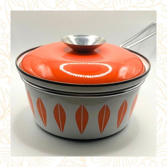 Vintage 1950’s Cathrineholm Orange Lotus Design Small Enamel Sauce Pan / Pot Wit - Picture 5 of 11